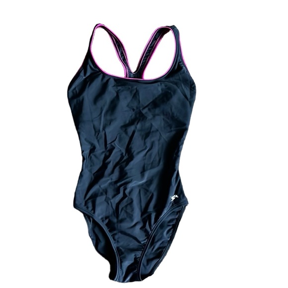 Women’s Speedo On Piece Swimsuit - Picture 1 of 7